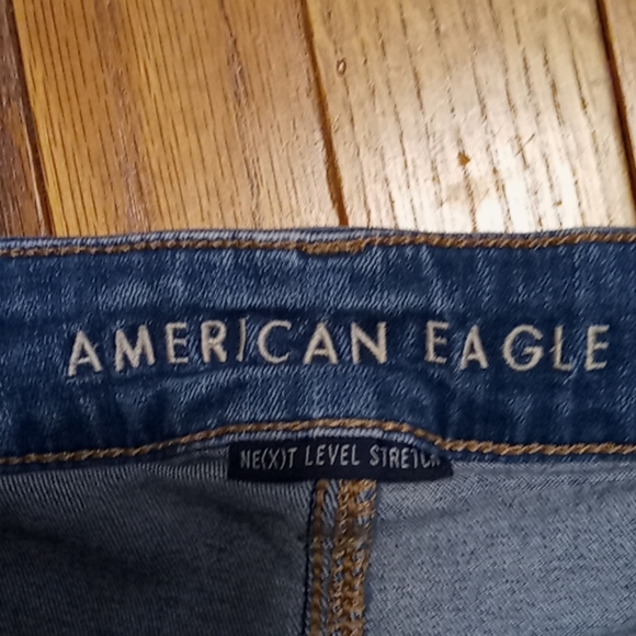 AMERICAN EAGLE HI-RISE SHORTIE JEAN SHORTS 6 - Picture 3 of 5